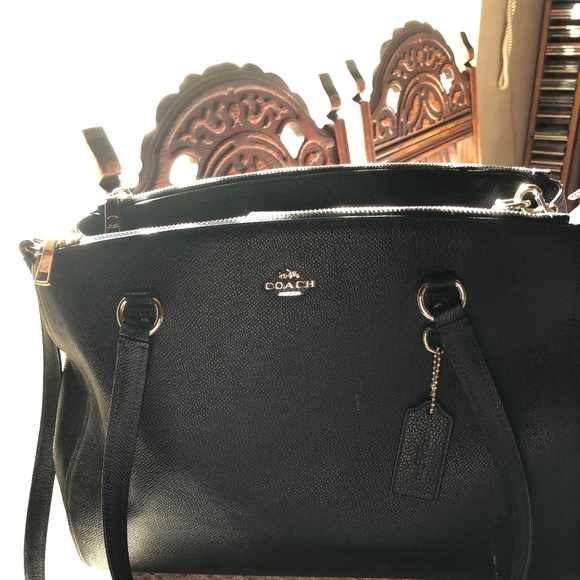 coach large shoulder bag